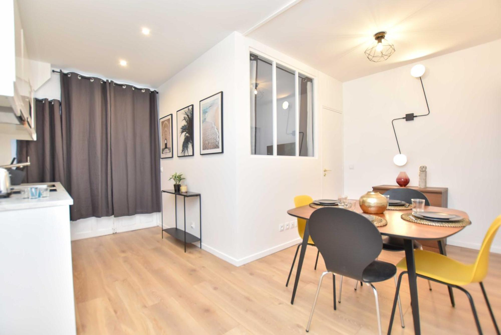Apartment Peaceful - 2br For 4p - Musee Grevin *