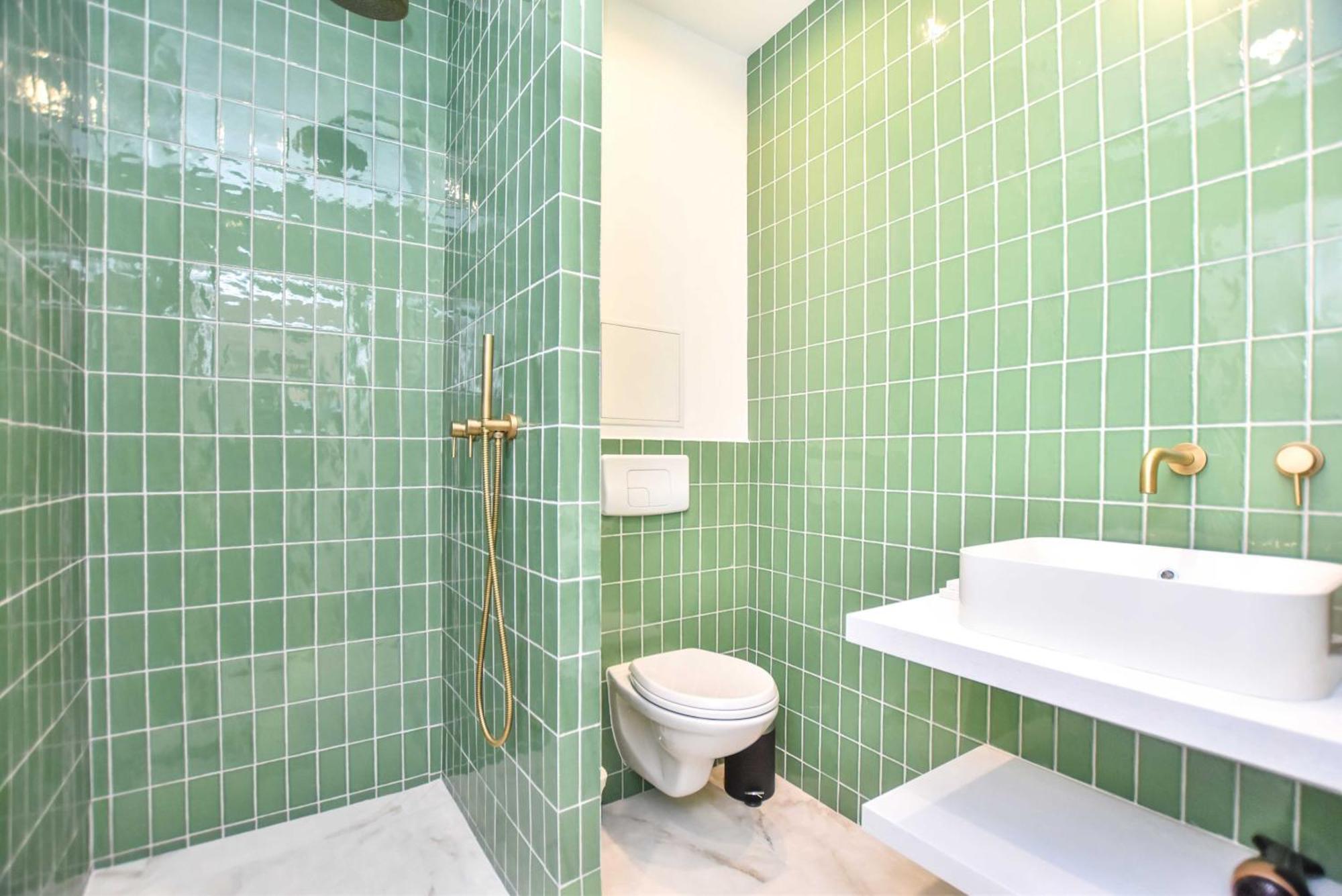 Peaceful - 2br For 4p - Musee Grevin Apartment